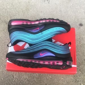 Nike Air Max 97 Throwback Future LX